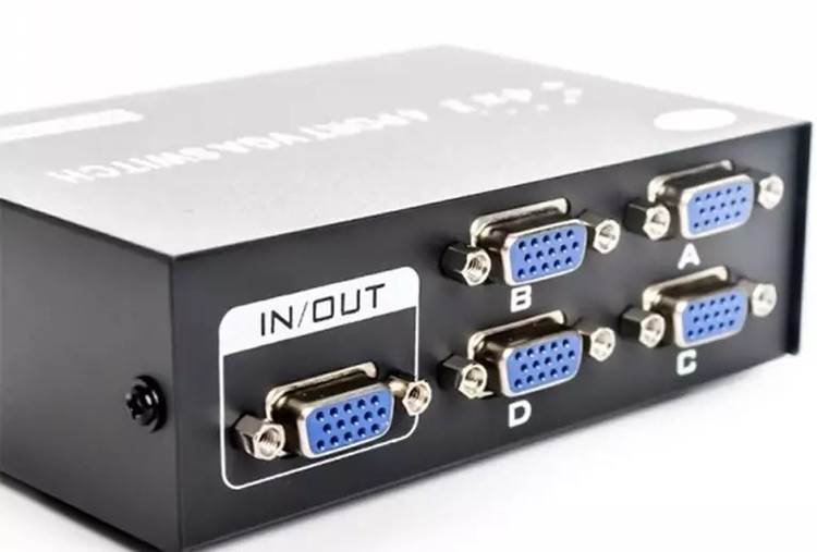 سوییچ 4 پورت VGA ونتولینک مدل VGA-15-4